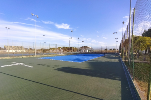 Tenis 4
